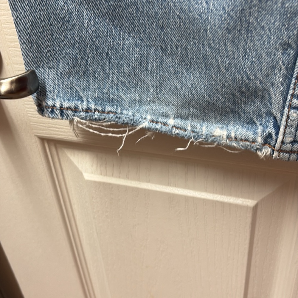 Regular/Standard Fit - image 6